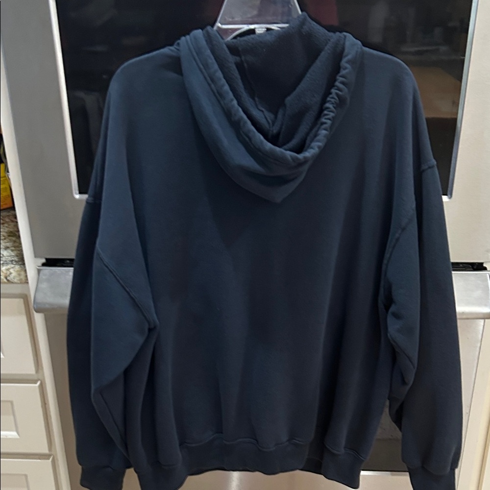 Fruit of the Loom Men's Navy Zip-Up fleece jacket. - Picture 6 of 16